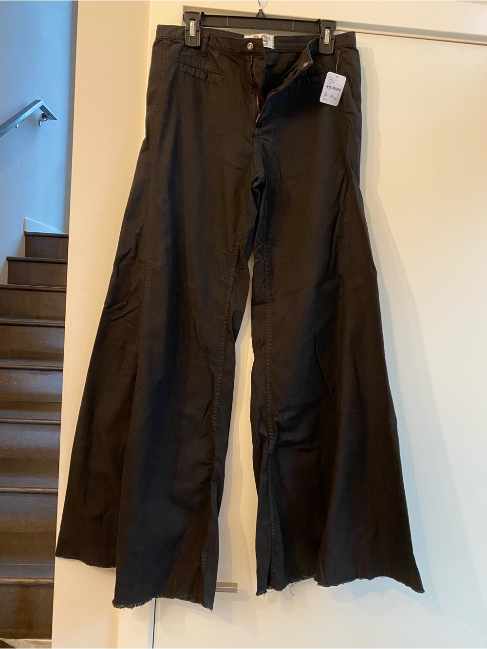 Black Wide-Leg Women’s Pants